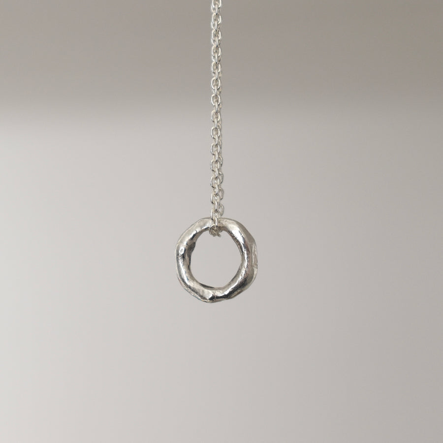 Ocean Silver Ripple Necklace – Sophie Hooper