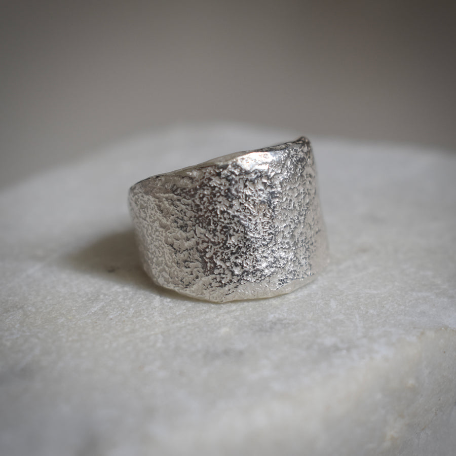 Granite Silver Extra-wide Ring